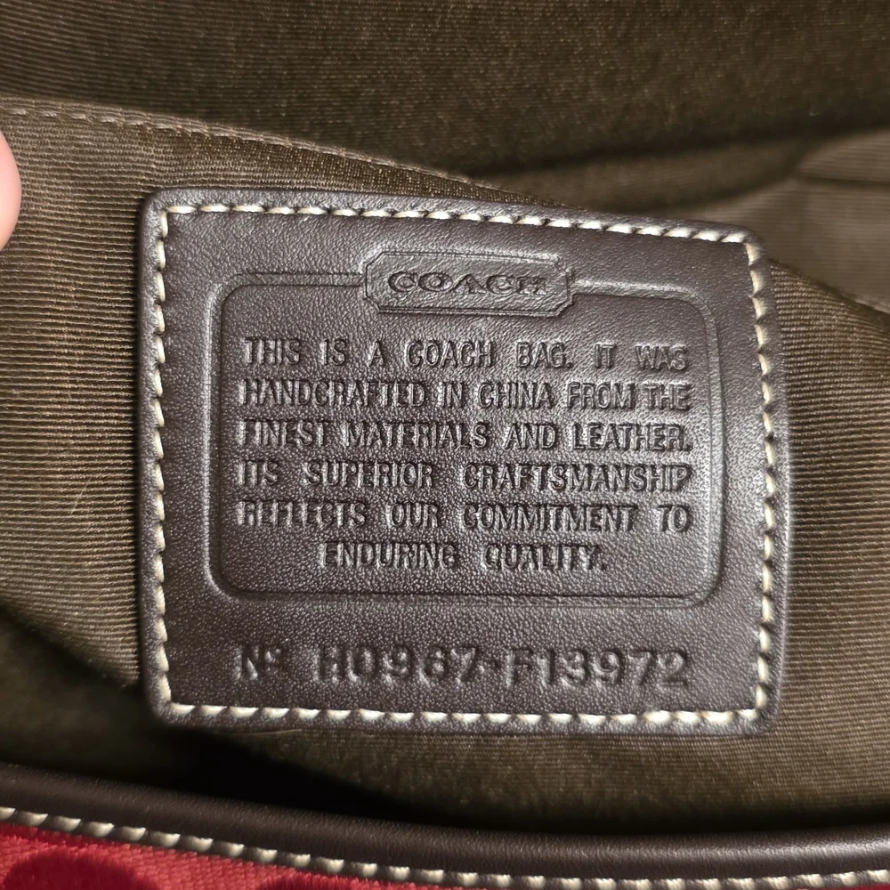 Coach Y2K Hampton Cherry Red Signature C Shoulder Bag F13972 - Picture 5 of 8
